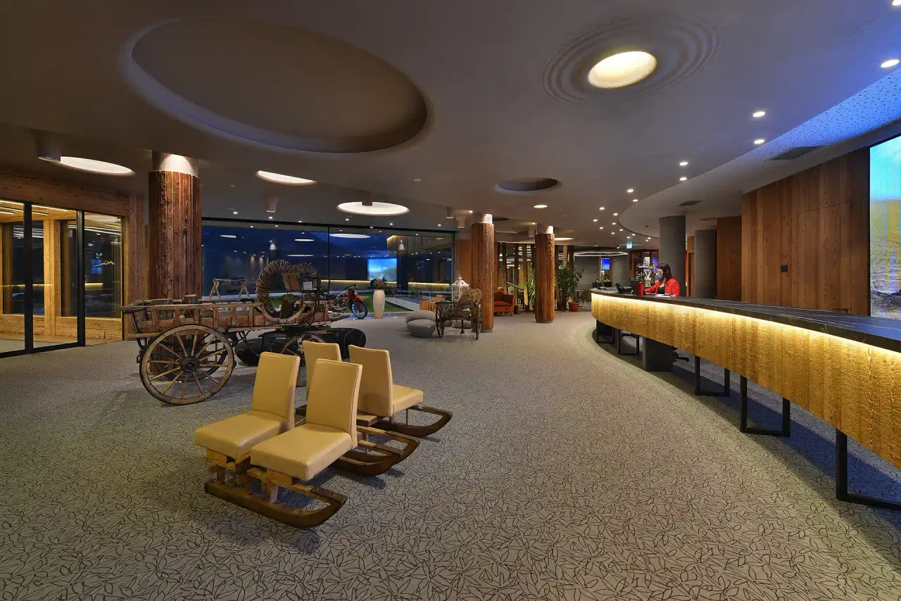 Hotel Alpen Resort Bivio**** – Free Ski (karnet w cenie) — zdjęcie 2
