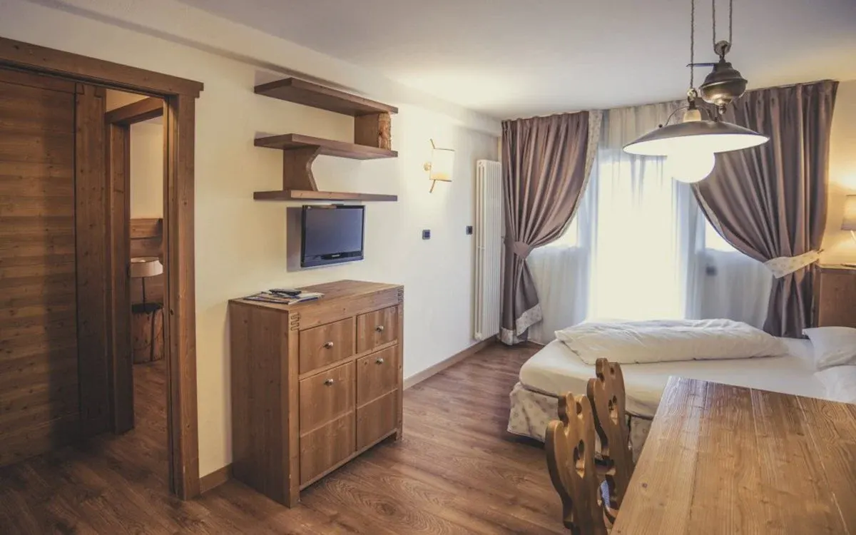 Aparthotel Adler **** — zdjęcie 1