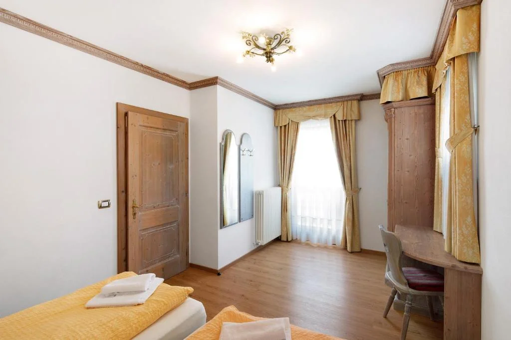 Apartamenty Li Roina – Free Ski (karnet w cenie) — zdjęcie 4
