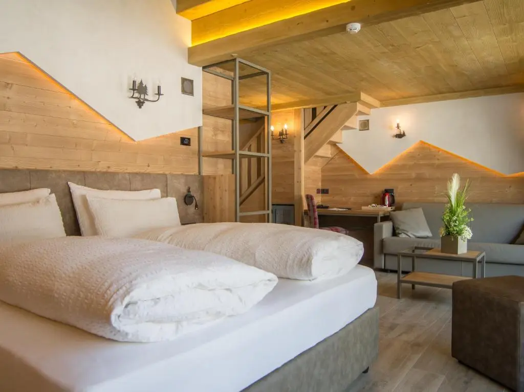Hotel Amerikan - marzec — zdjęcie 3