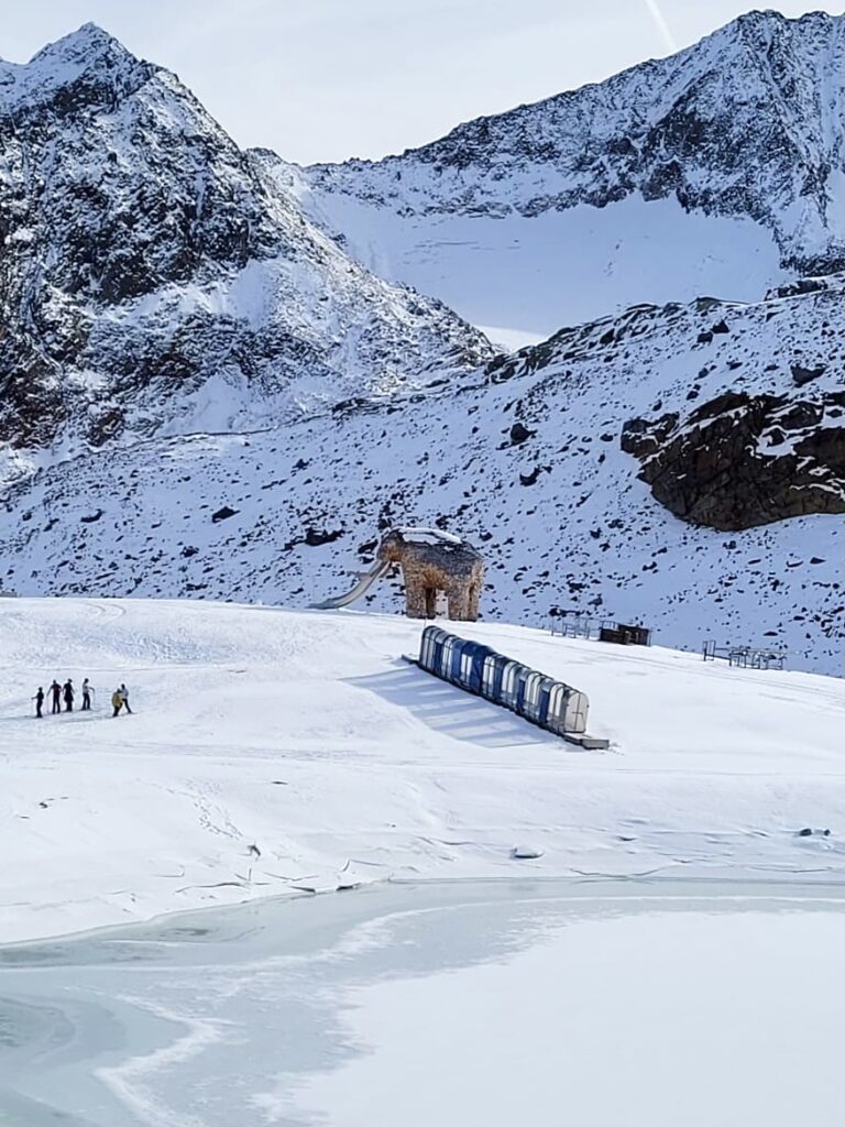 Majówka na nartach w Alpach - lodowiec Stubai — zdjęcie 1